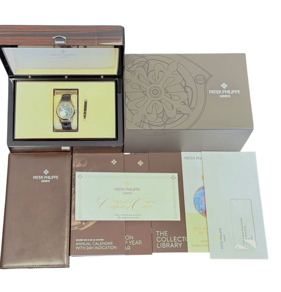 Patek Philippe Complications 5205G-013